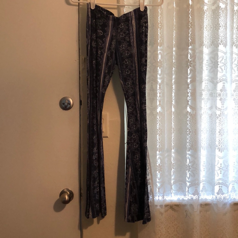 Tilly’s Flare Pants